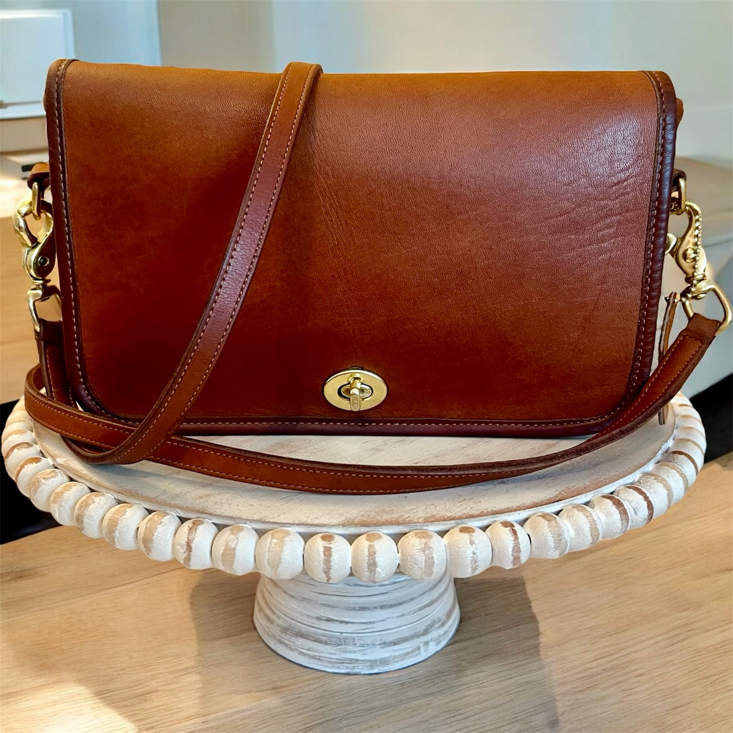 BOUTIQUE + VINTAGE