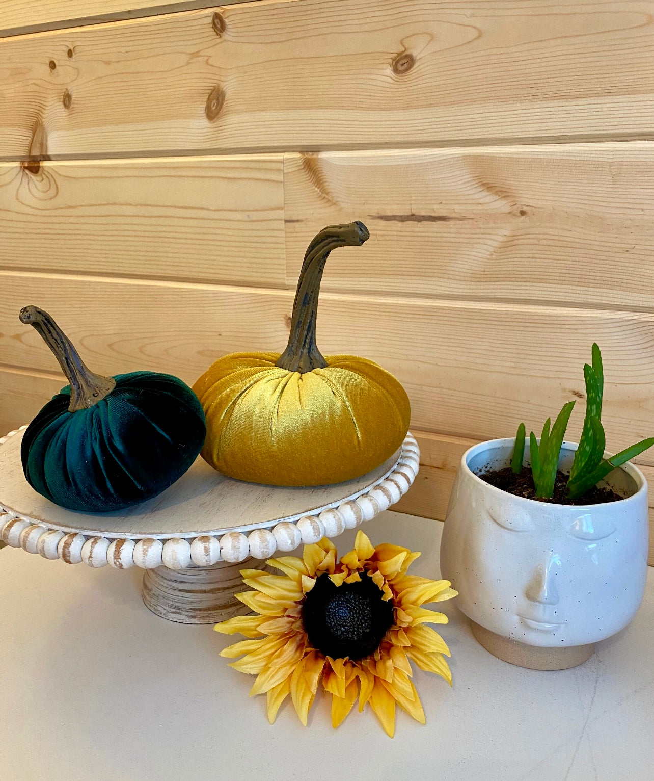 LARGE VELVET PUMPKIN - GOLD