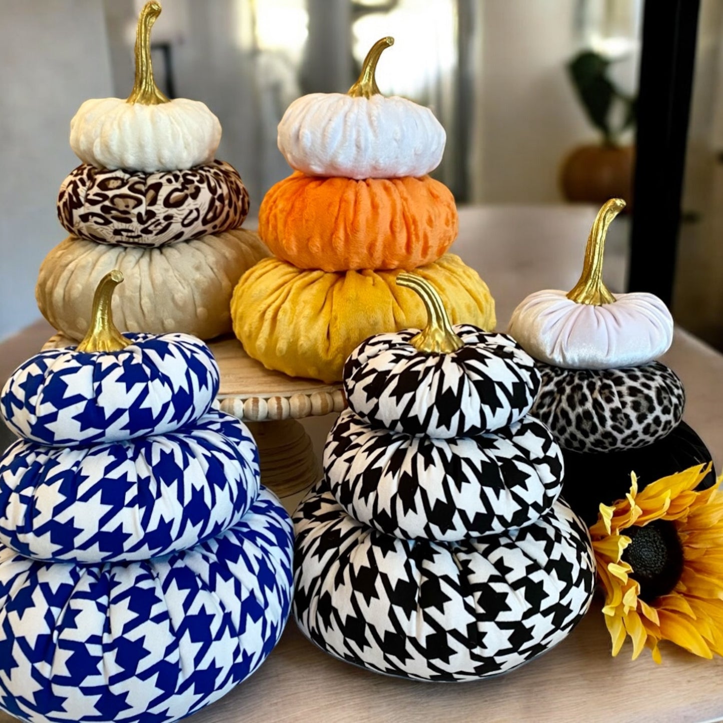 Tiered Pumpkin Stack - Houndstooth Print Blue and White