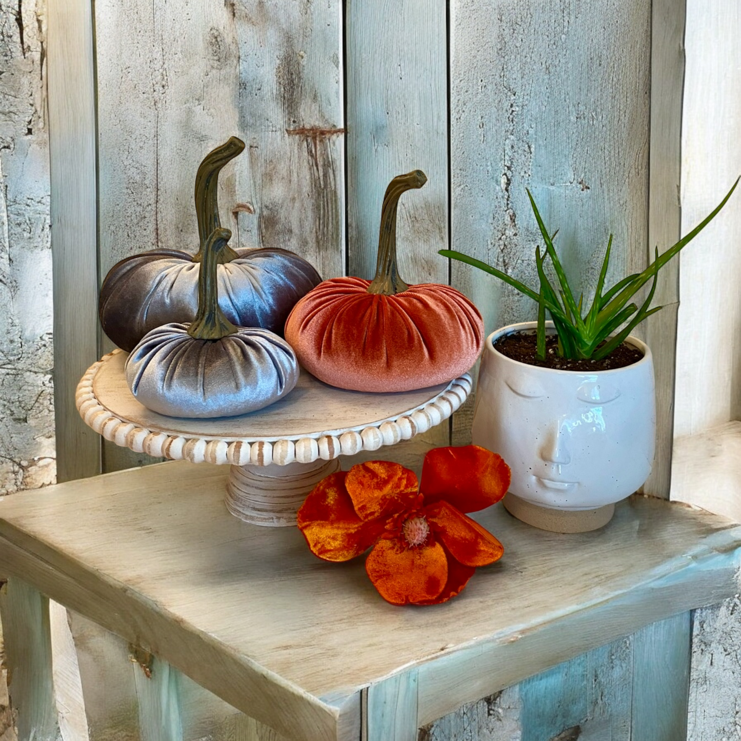 SMALL VELVET PUMPKIN - SILVER