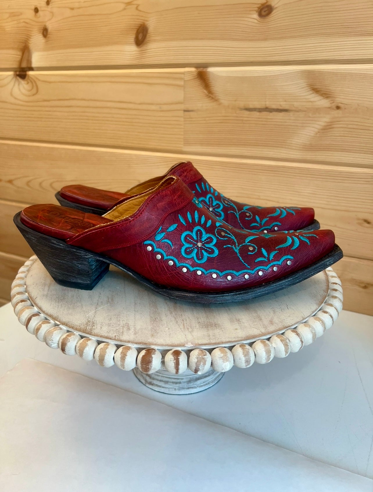 OLD GRING AMBER ML3105-1 RED TURQUOISE FLORAL EMBROIDERED LEATHER MULES