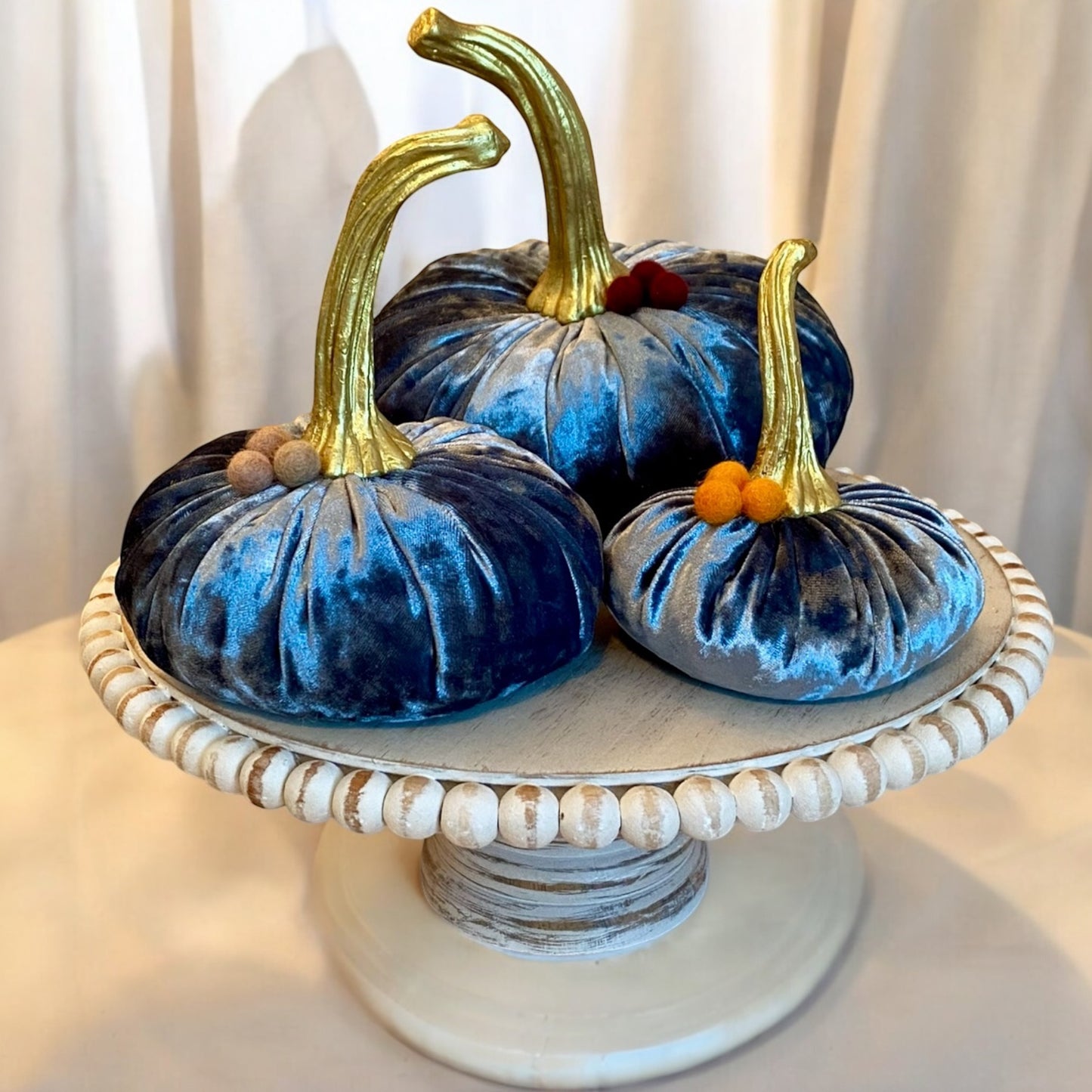 VELVET PUMPKIN SMALL - ORION BLUE VELVET