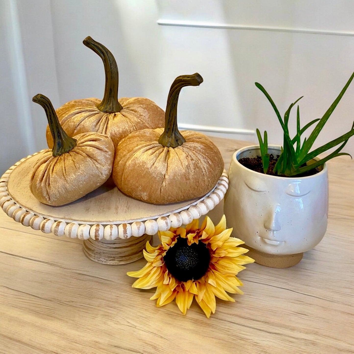 EXTRA LARGE CRUSHED VELVET PUMPKIN - CHAMPAGNE GOLD