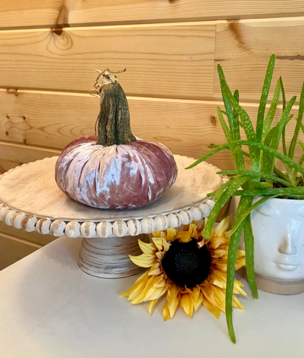 LARGE VELVET PUMPKIN - PINK CHAMPAGNE