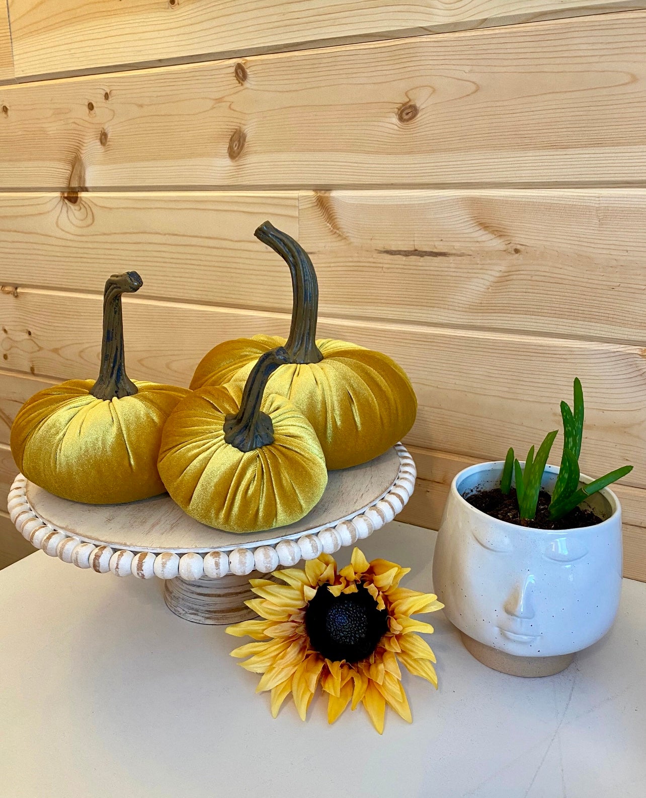 PUMPKIN SET of 3 VELVET - GOLD