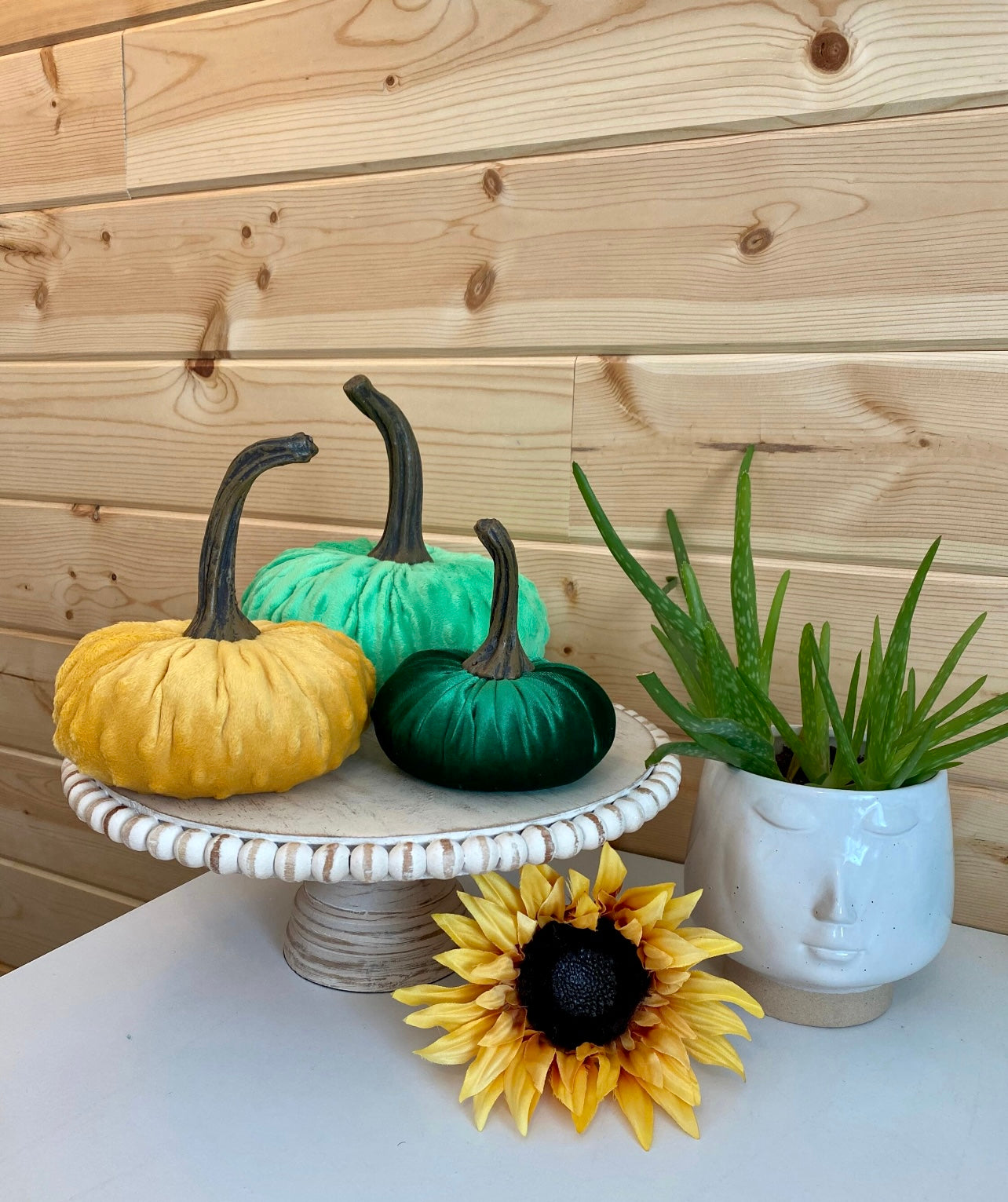 SMALL VELVET PUMPKIN - EMERALD GREEN