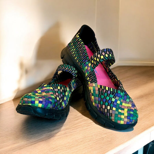 ‼️SOLD‼️ SKECHERS Synergy GOOD VIBES Women Rainbow Stretch Woven Mary Jane Shoes Size 8.5