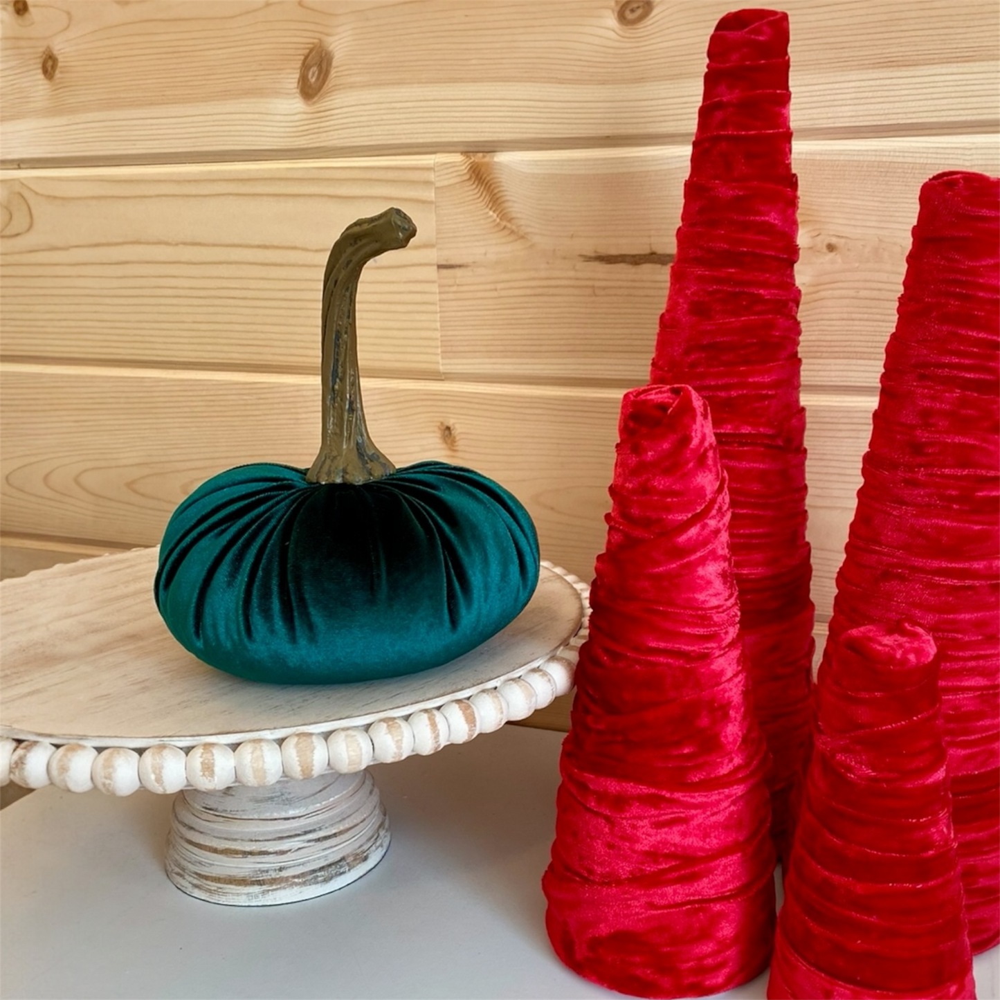 LARGE VELVET PUMPKIN - HUNTER GREEN