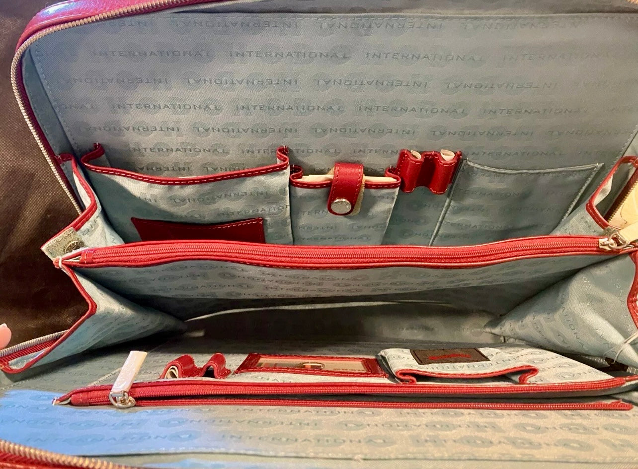 ‼️SOLD‼️ HOBO International Briefcase Red Leather Zip Around Detachable Strap RARE Find