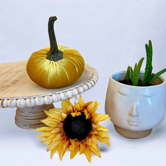 SMALL VELVET PUMPKIN - GOLD VELVET
