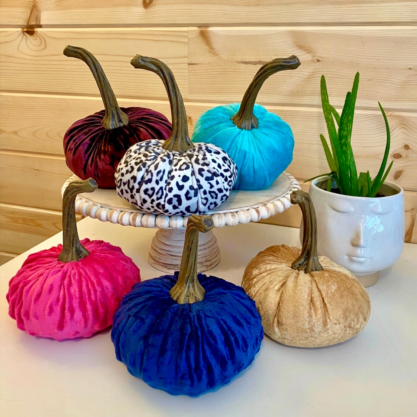 LARGE VELVET PUMPKIN - WINE