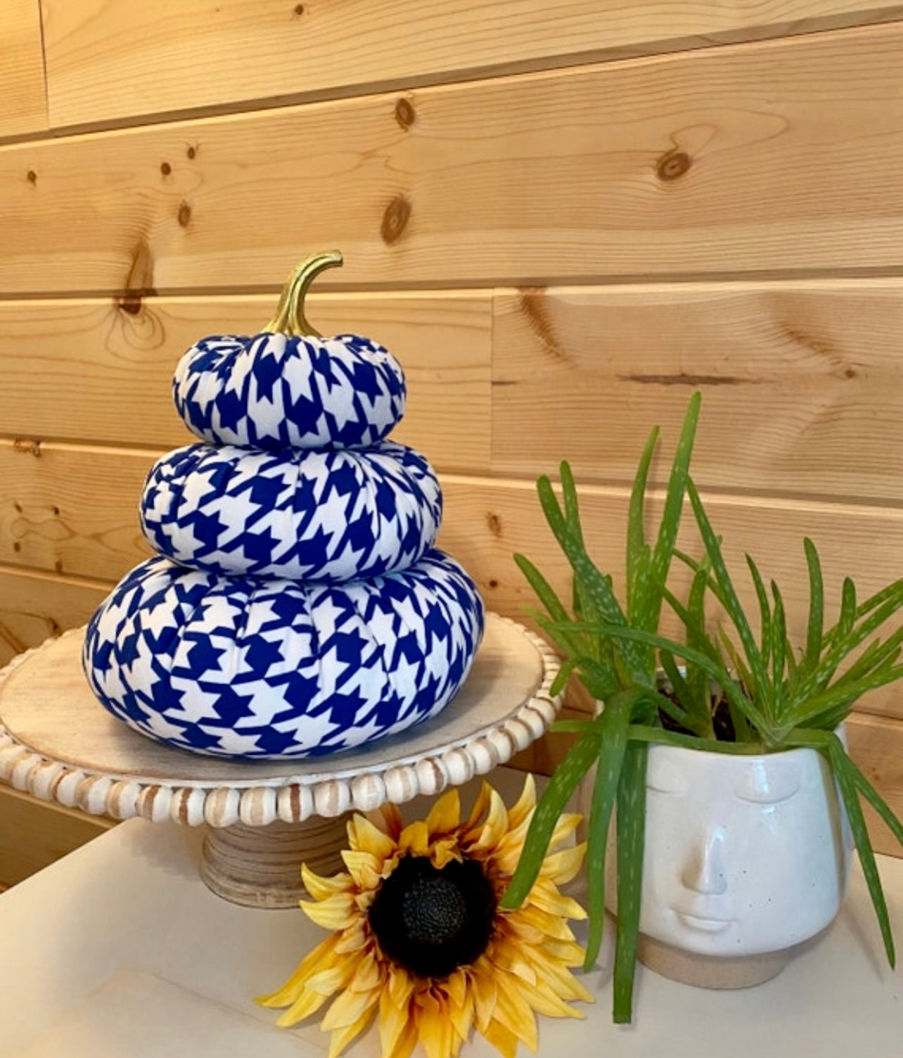 Tiered Pumpkin Stack - Houndstooth Print Blue and White