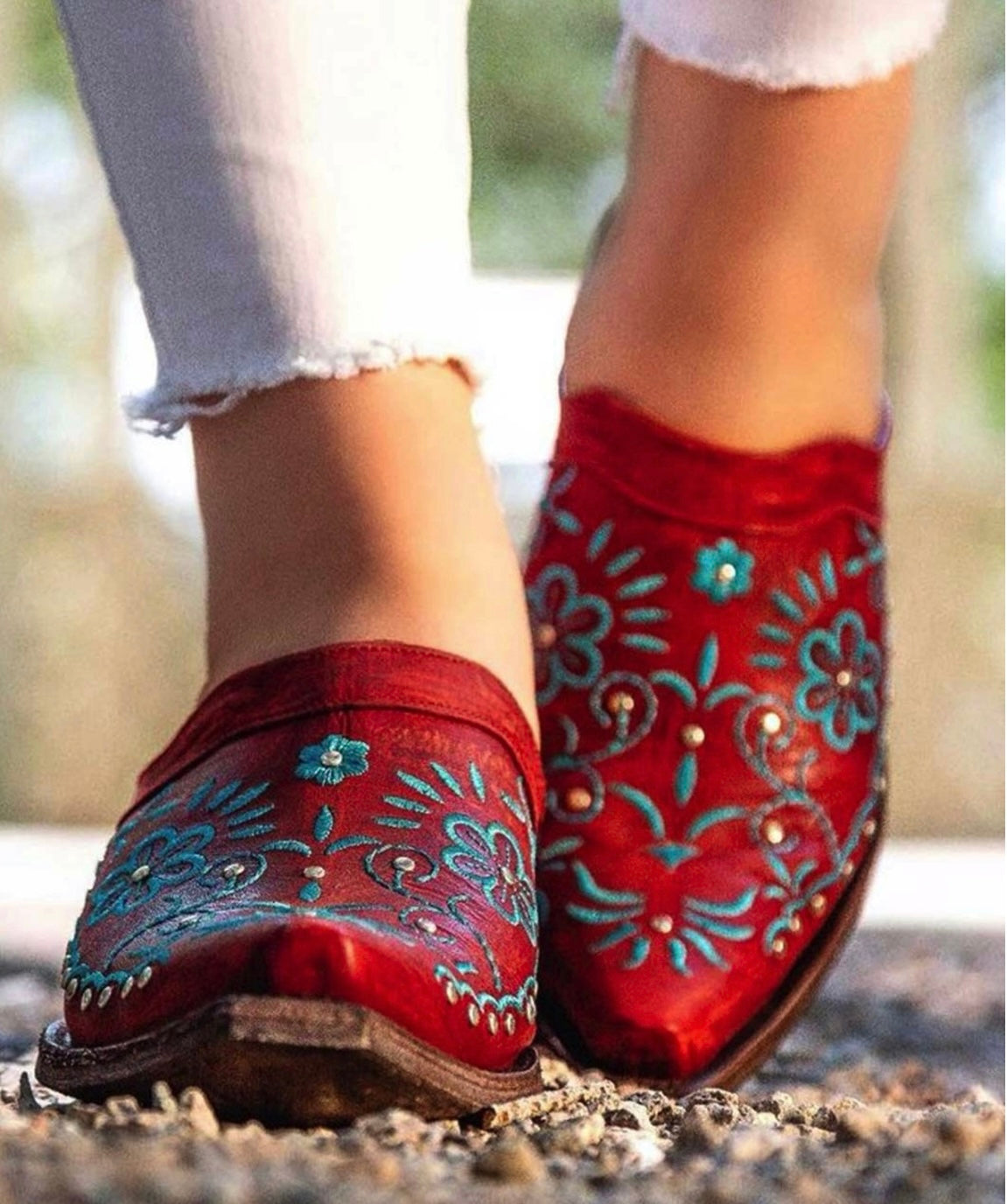 OLD GRING AMBER ML3105-1 RED TURQUOISE FLORAL EMBROIDERED LEATHER MULES