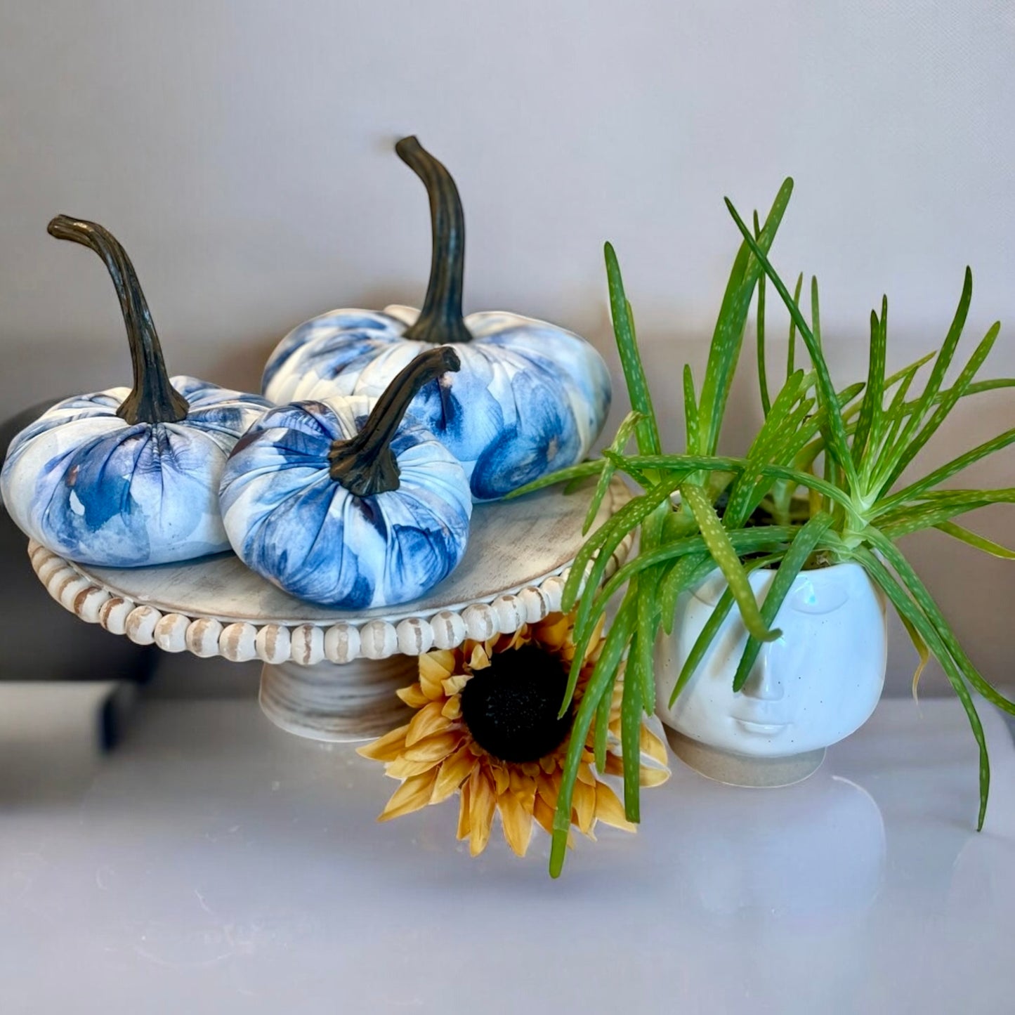 SMALL FLORAL PRINT PUMPKIN - PRESSED PANSY