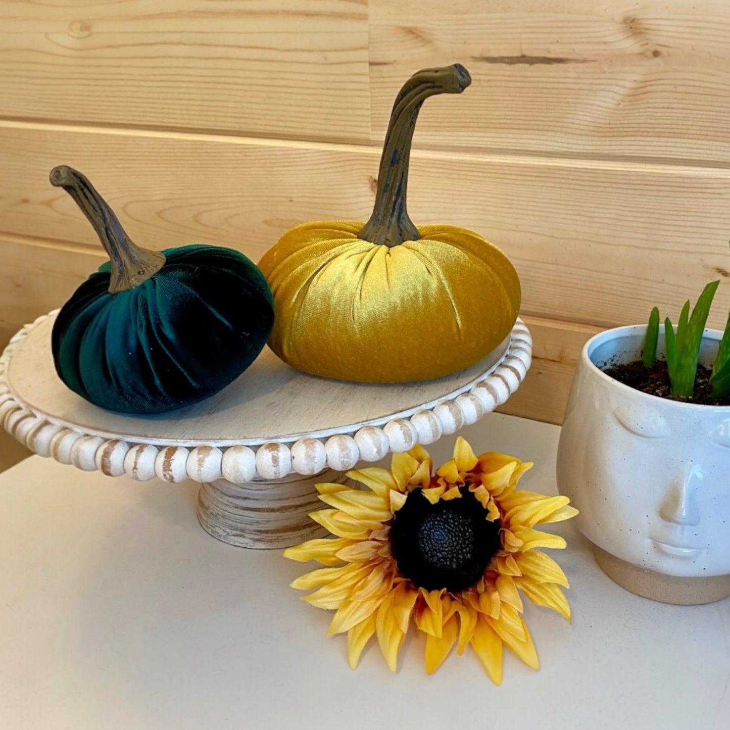 LARGE VELVET PUMPKIN - GOLD