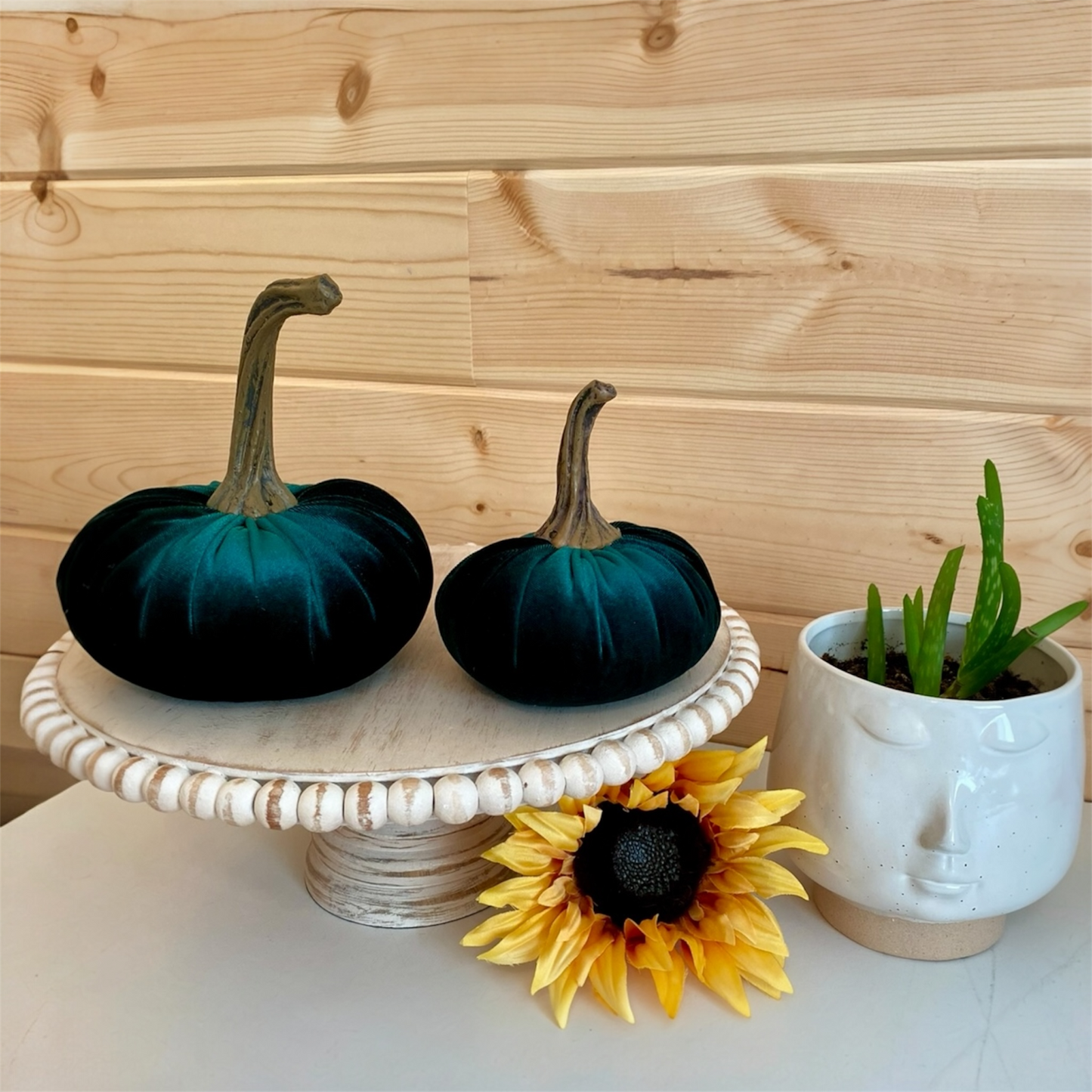 LARGE VELVET PUMPKIN - HUNTER GREEN