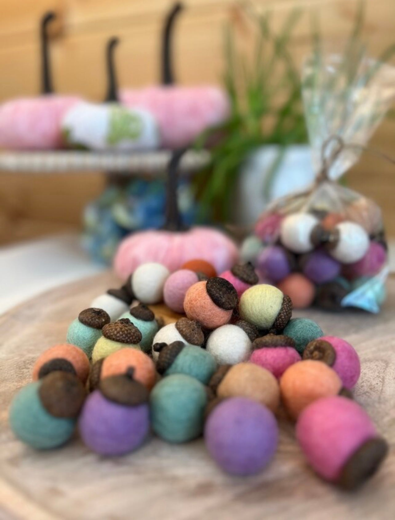 ACORNS WOOL FELT - SPRING + SUMMER MIX - SET of 25