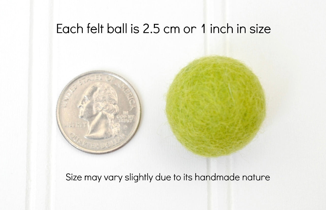 ACORNS WOOL FELT - SPRING + SUMMER MIX - SET of 25